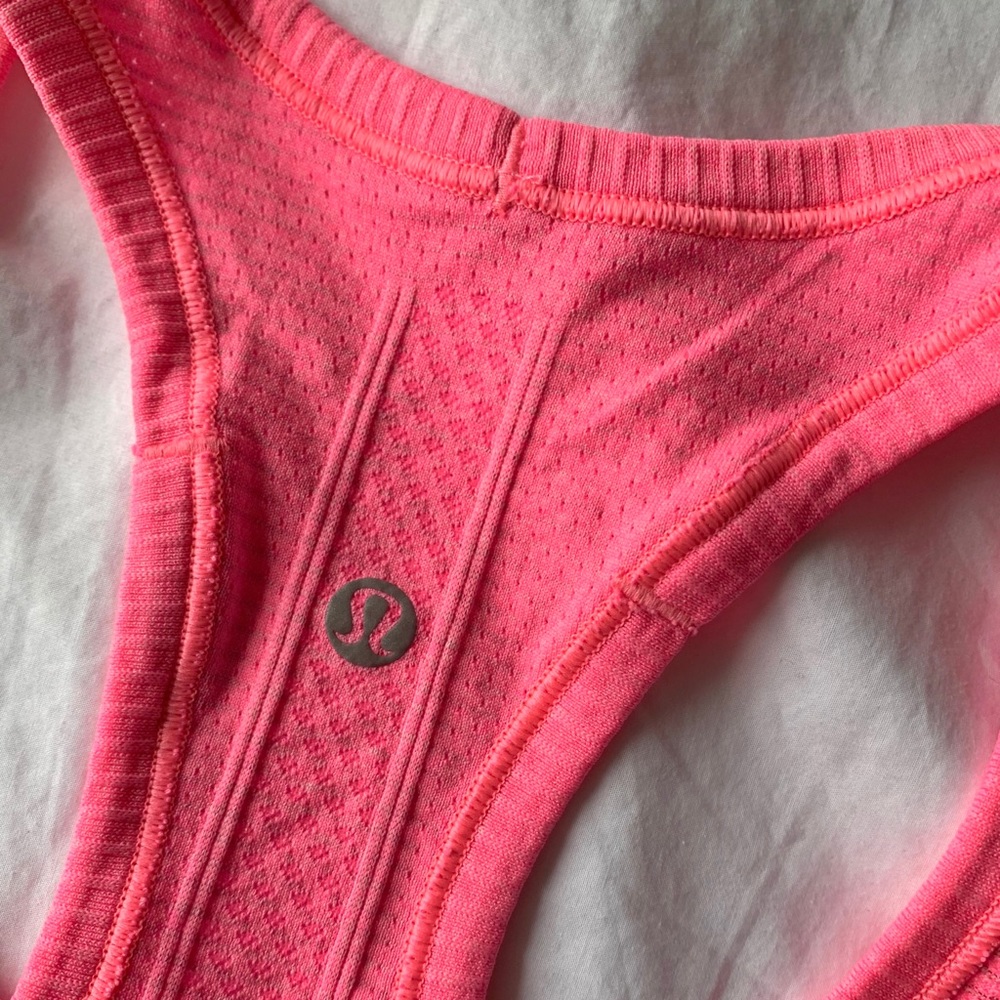 Lululemon Swiftly Tech Racerback - Picture 6 of 6